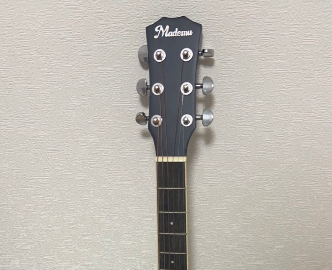 アコースティックギター ブラック ギターケース付き