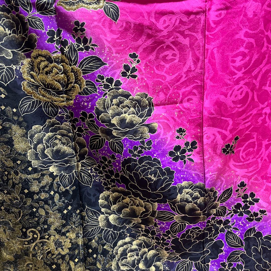 振袖　正絹　成人式　ローズピンク　黒薔薇　ばら