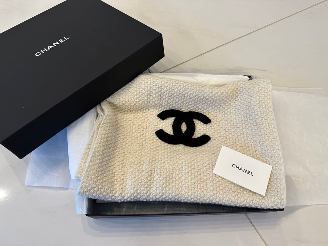 新品　CHANEL マフラー　スカーフ