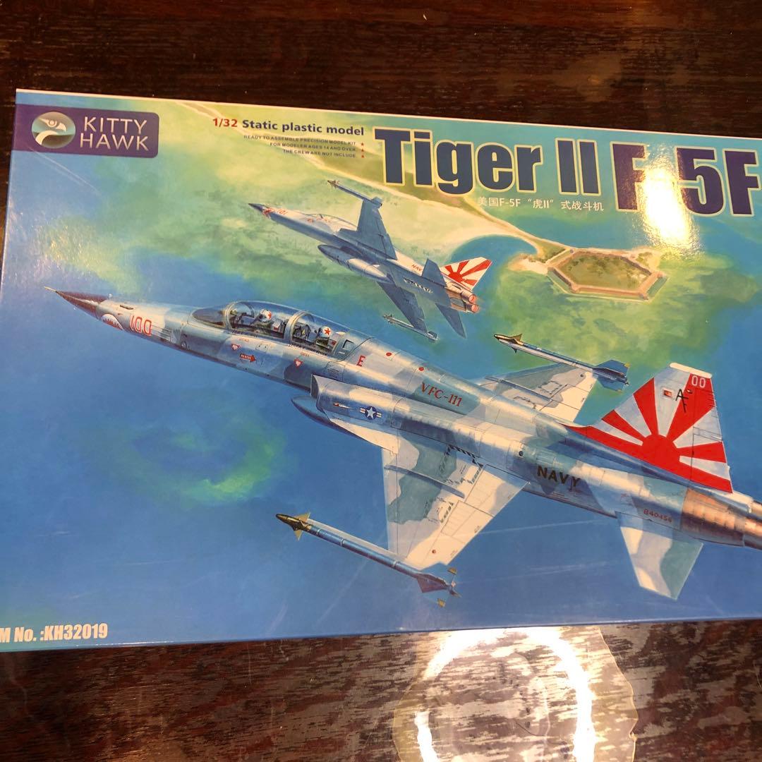 Kitty Hawk Tiger II F 5F 1/32 スケール