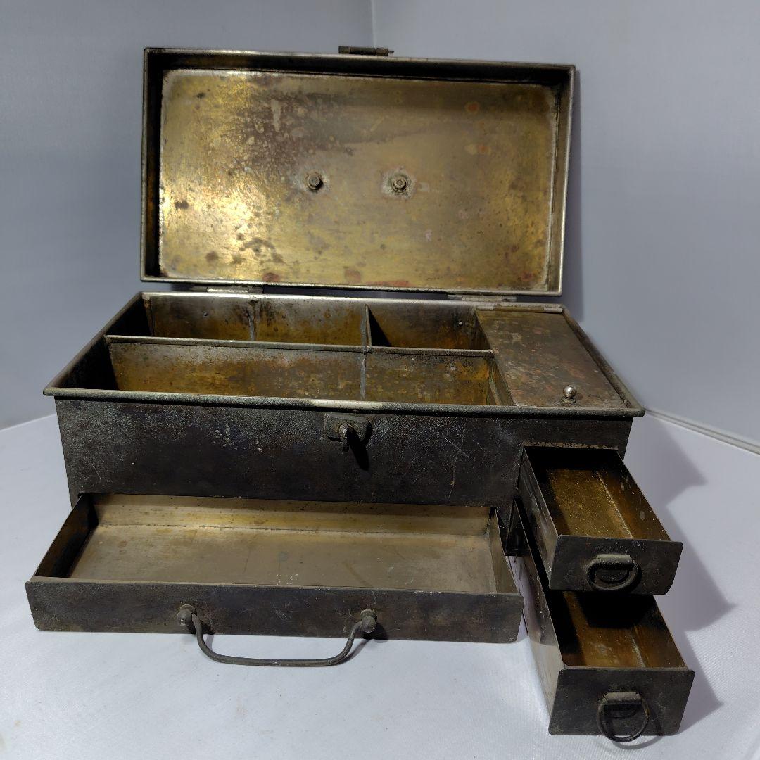 真鍮製収納ボックス 仕切り付き