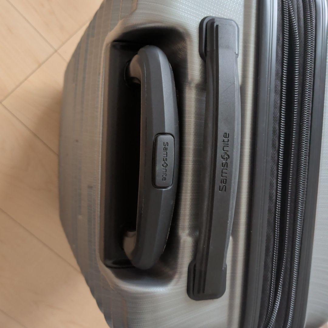 スーツケース samsonite　機内持ち込み