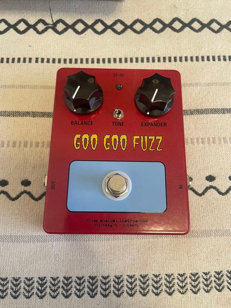 Reuss SF-02 Goo Goo Fuzz ギターエフェクター