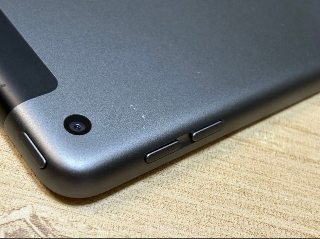 Apple iPad 第8世代 Wi-Fi+Cellular 32GB