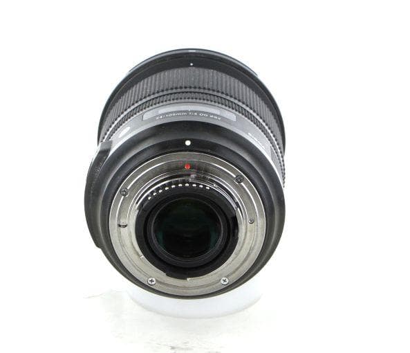 ■ SIGMA Art 24-105mm F4 DG OS HSM