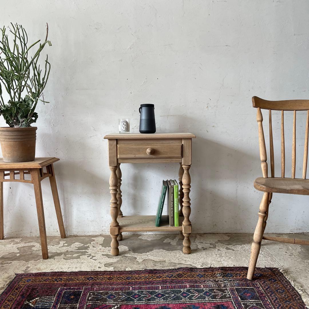 Peonyドロワーサイドテーブル ドロワーベッドサイドテーブル　剥離