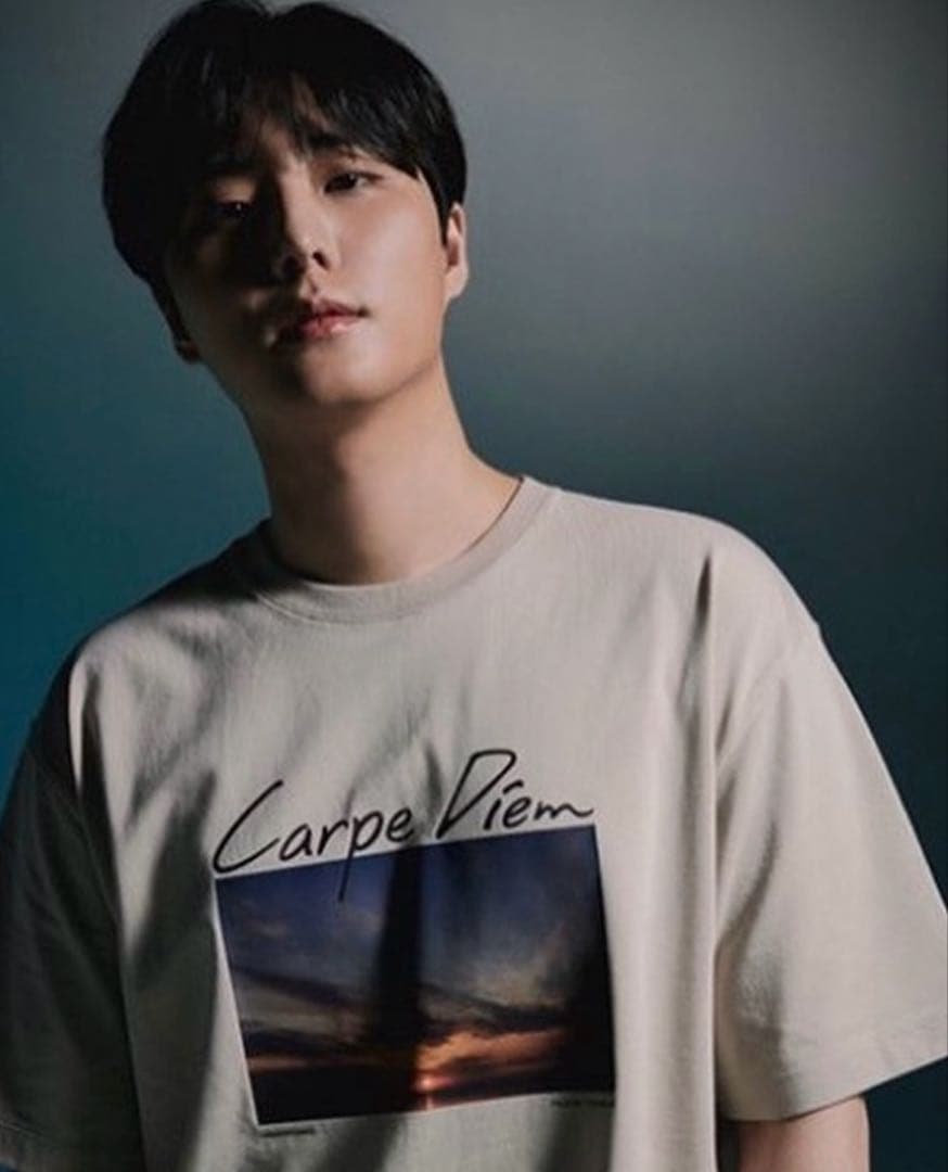 DAY6 X UNDERTONES コラボTシャツ young k ヨンケイ
