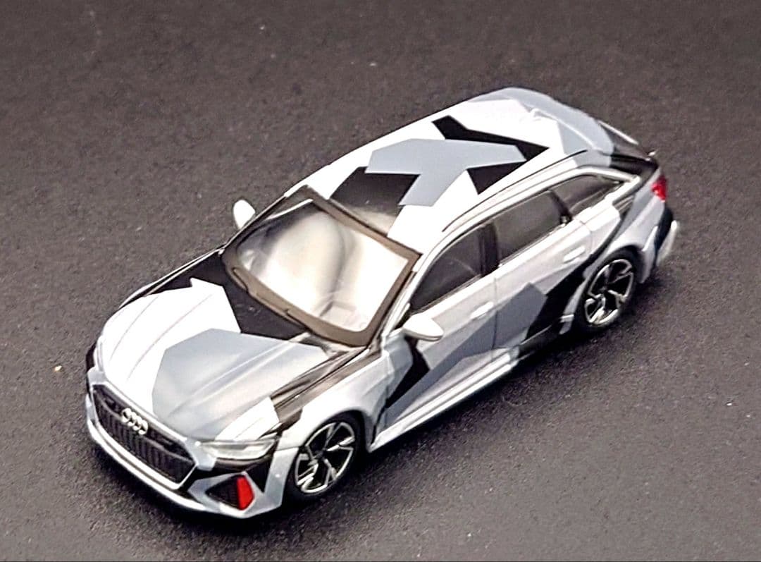 ミニカー MINI GT Audi RS 6 Avant Silver Digital