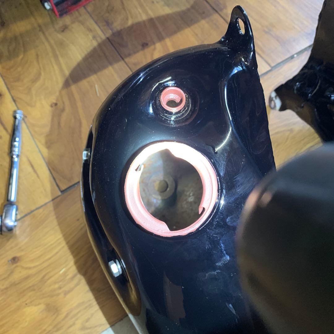 パンヘッド純正オプションハンドシフトタンク　1961〜1962 エンブレム付き