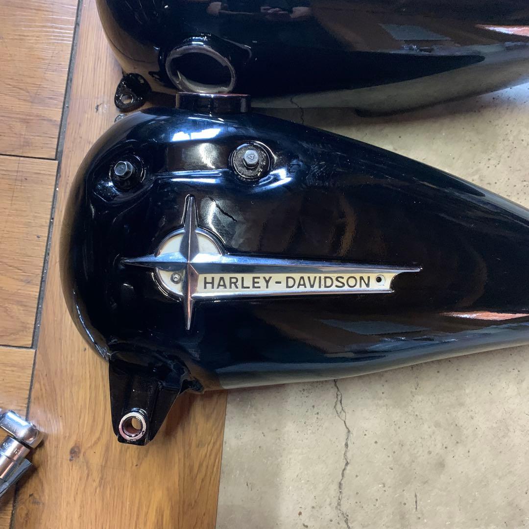 パンヘッド純正オプションハンドシフトタンク　1961〜1962 エンブレム付き