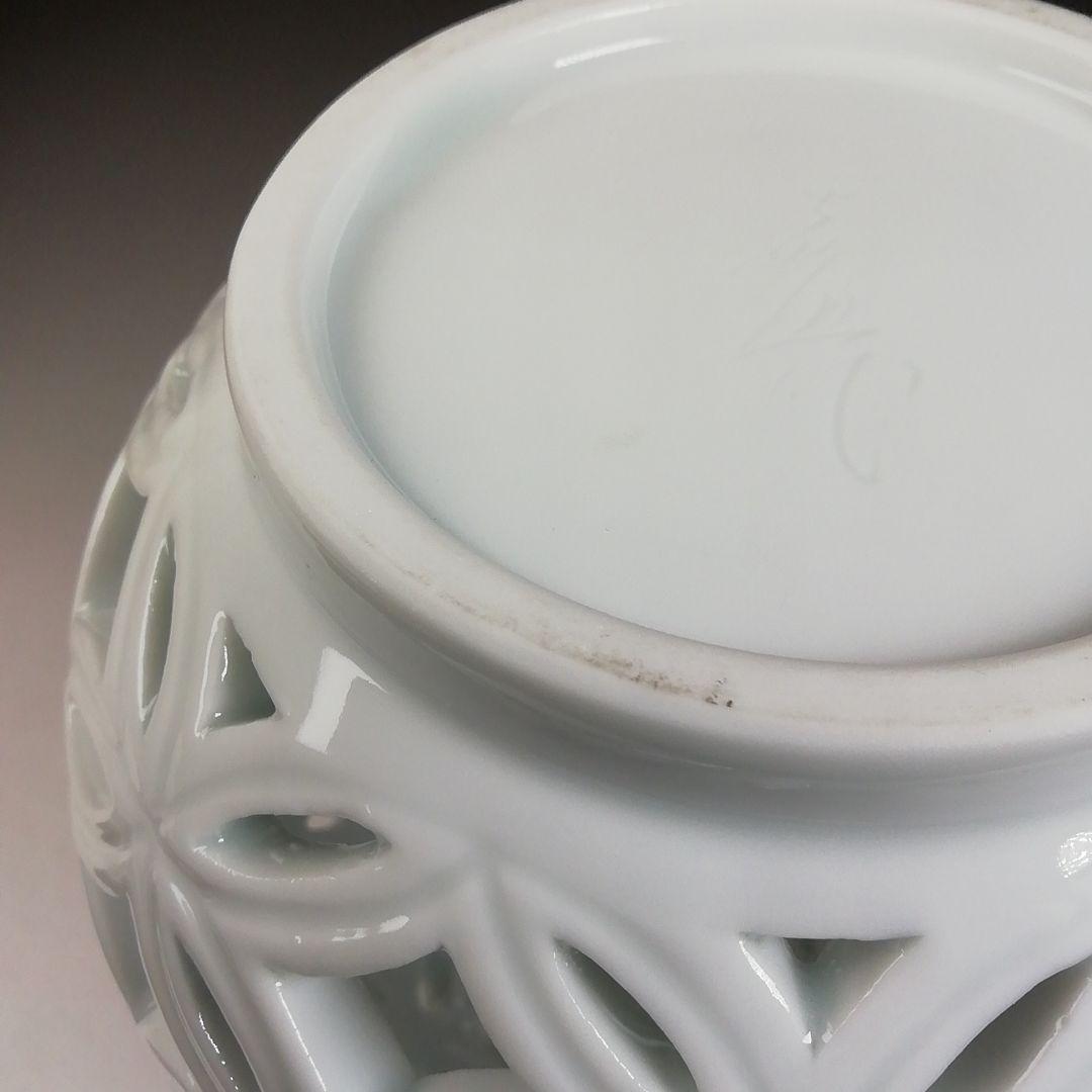 Ｔ９８８　杓立　『平戸白磁　七宝透』『瓢型　杓立』『横石嘉助 造』　共箱　茶道具