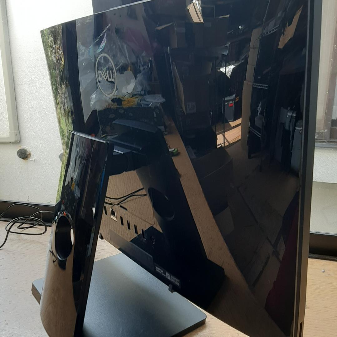 DELL タッチ液晶 8世代 i3 256G＋1.0T FHD