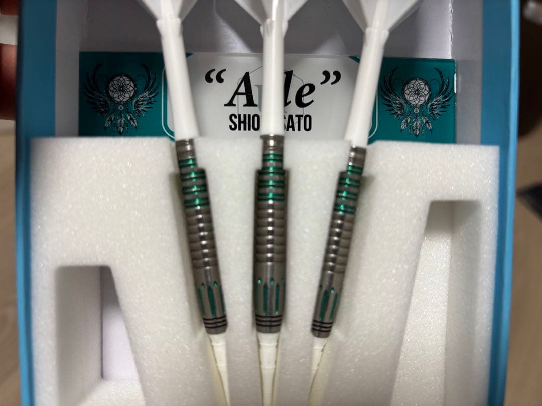 ダーツ　ユニコーン　佐藤詩織モデル エール 2BA