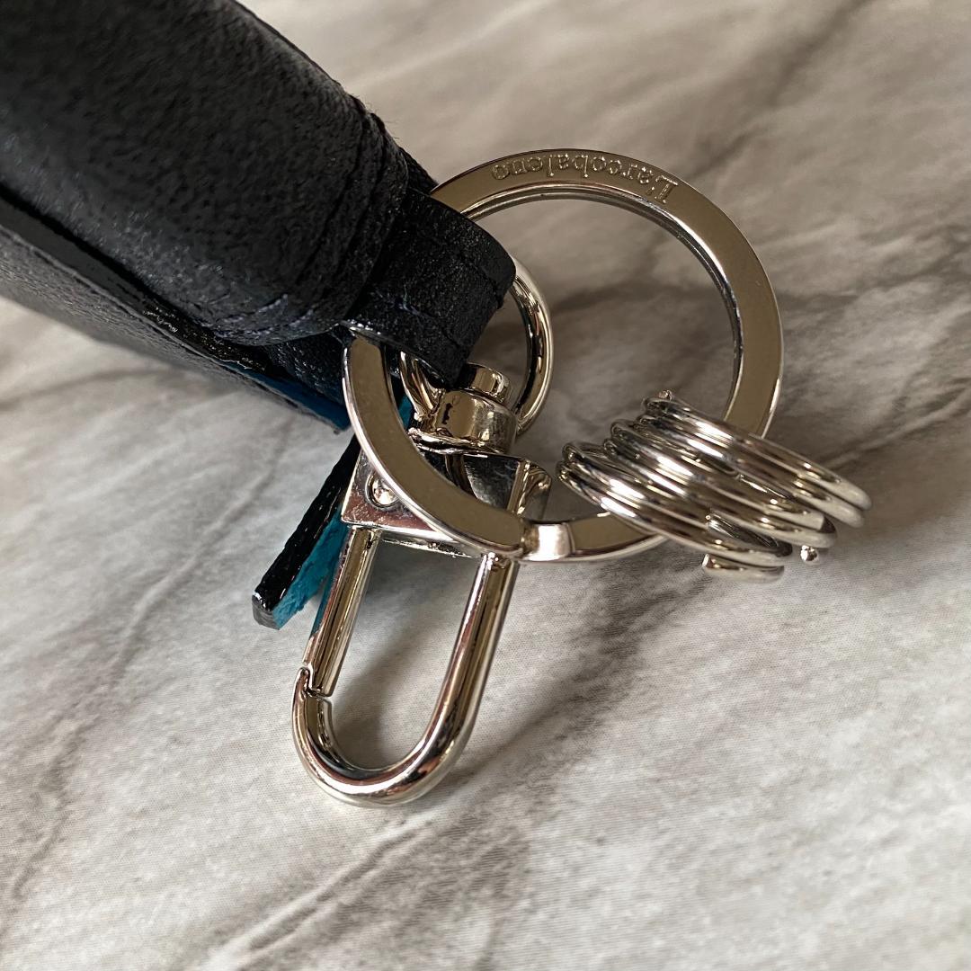 2272【新品 定価15,402円】ラルコバレーノ★キーケース★レザー★本革★黒