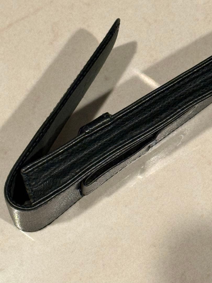 ヴィトン タイガ ダークグリーン ペンケース メガネケース