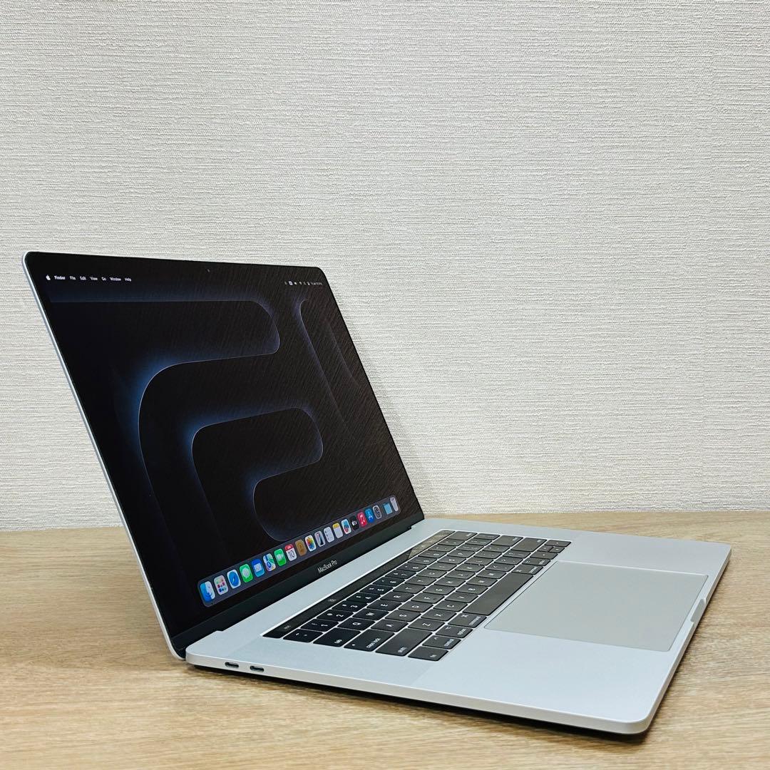 2022年OS】MacBook Pro i7／16GB／512G／Office