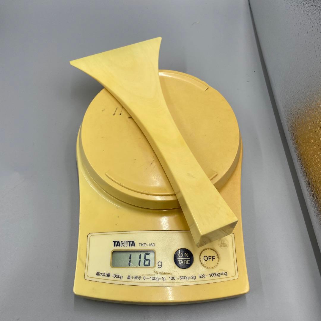 239ヴィンテージ 天然素材　三味線バチ　重さ約116g