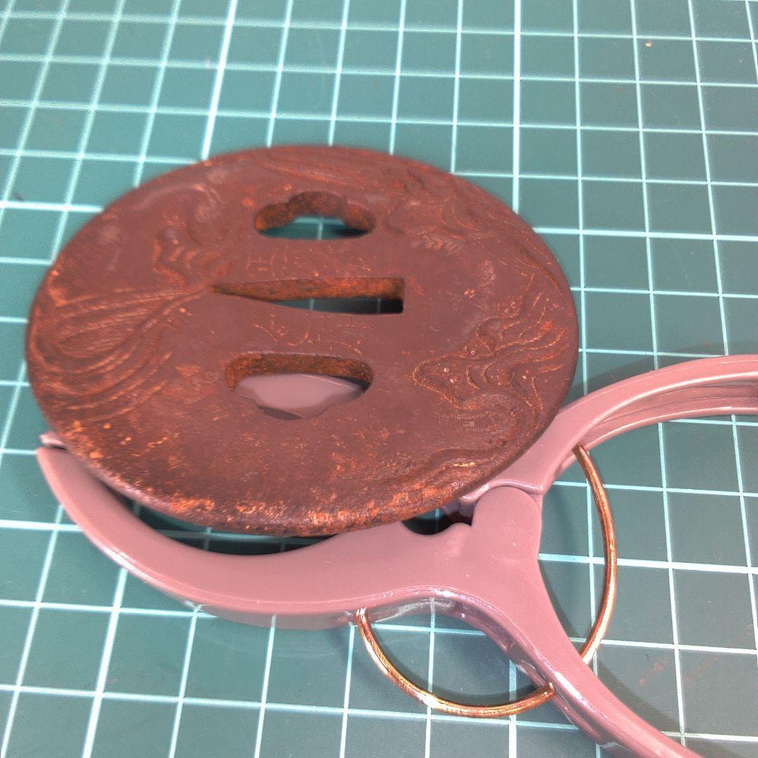 小物１ 波と風の模様の金属製鍔