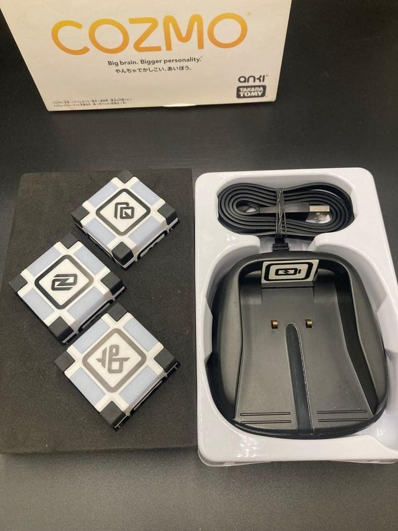 【完動美品B】COZMO (コズモ) AIロボット クリスマス