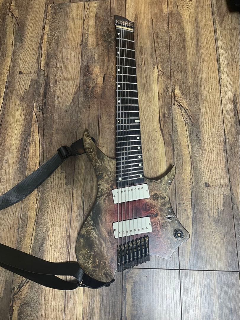 GOC illumina 8弦 ヘッドレス strandberg