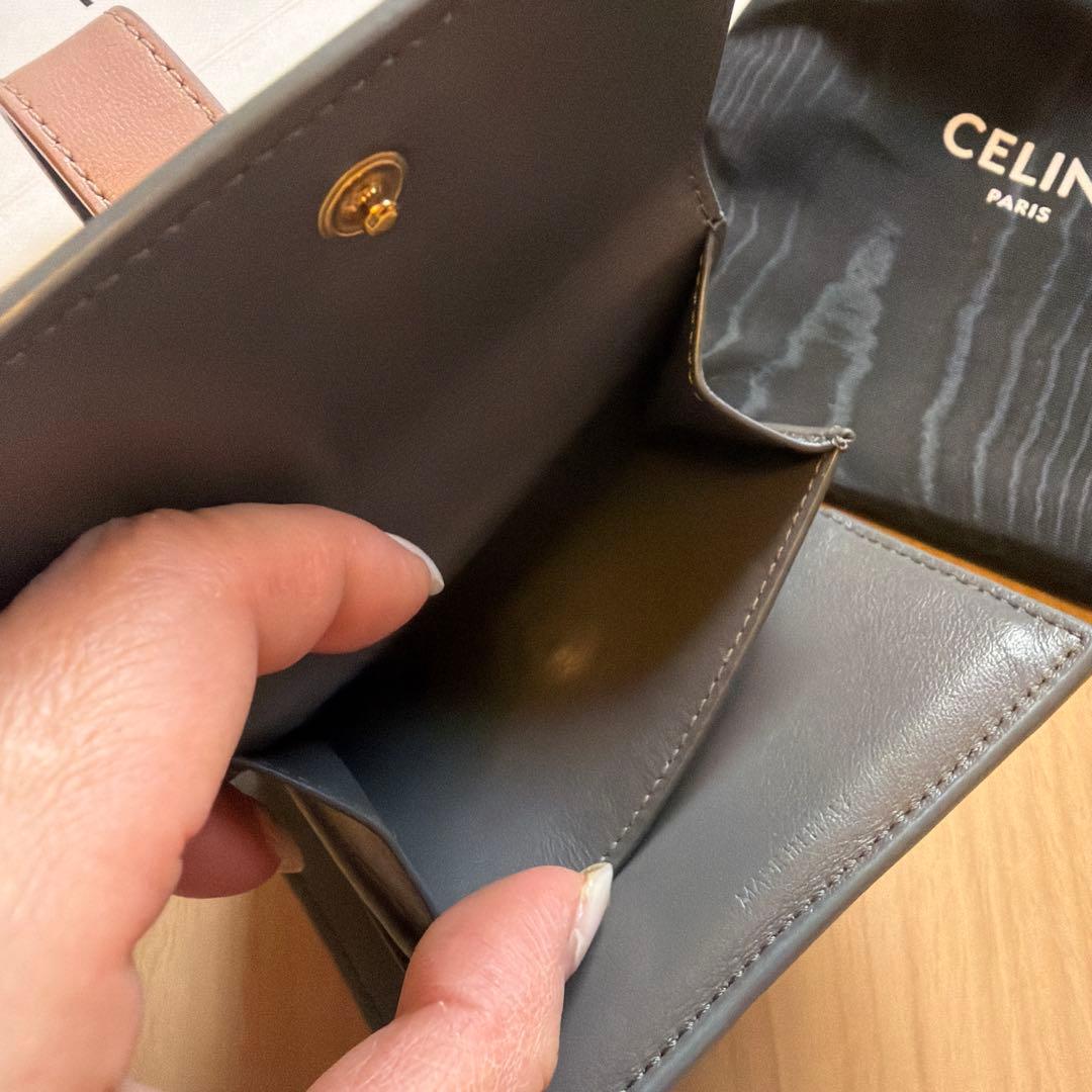CELINE グレー 二つ折り財布 箱・保護袋付き