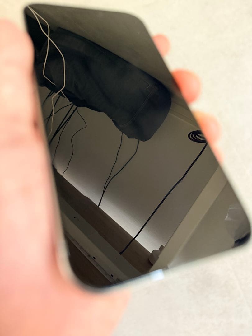 美品 iPhone 15 Pro ナチュラルチタニウム 256GB SIMフリー