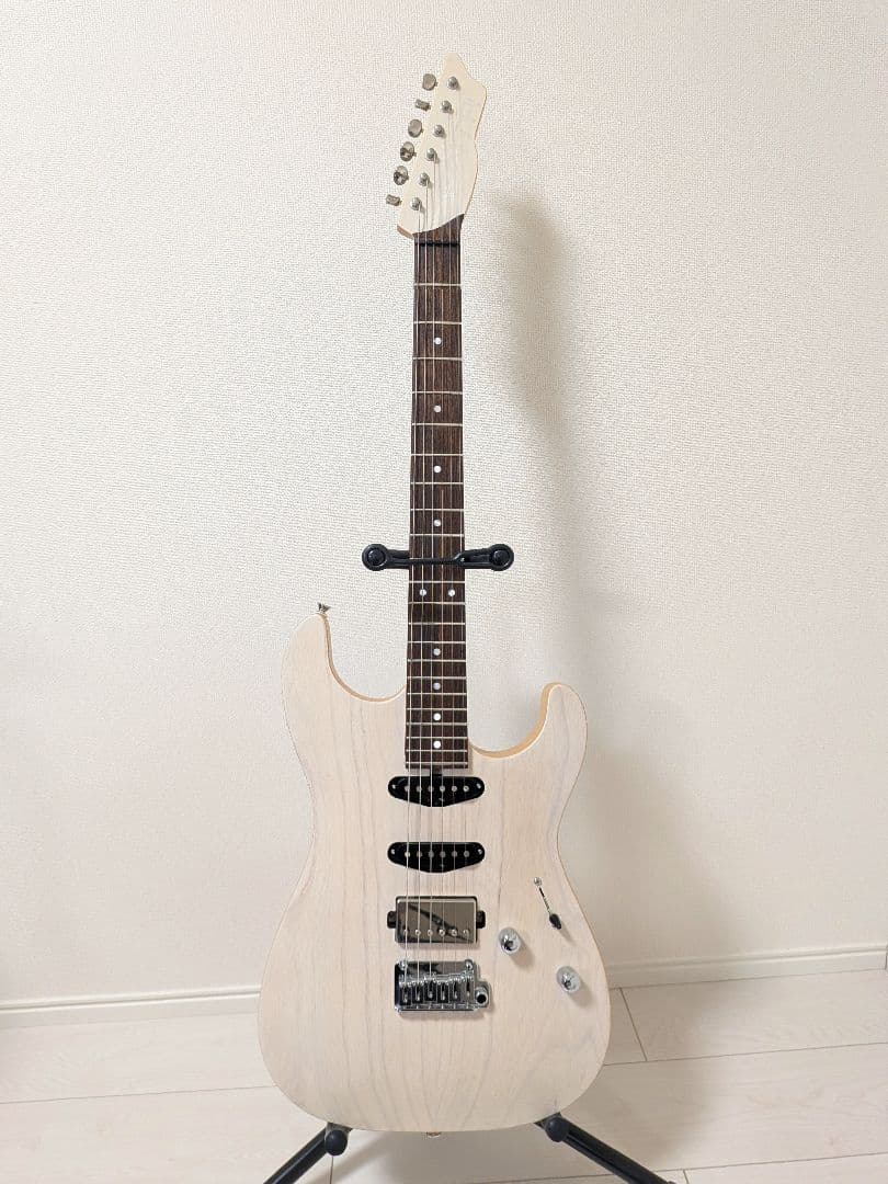 【送料無料】 Saito Guitars S-622 Trans White