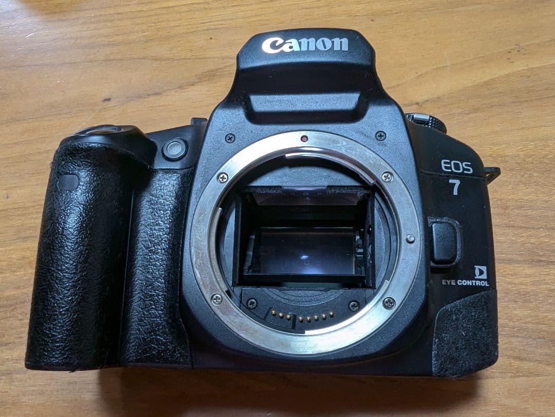 Canon一眼レフ　EOS7　Canonレンズ28-135　セット