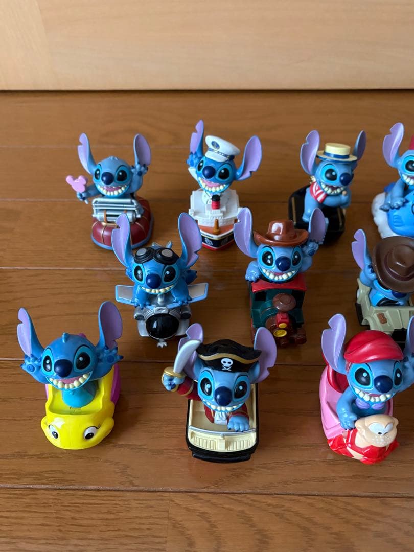 スティッチ アトラクション　フィギュア