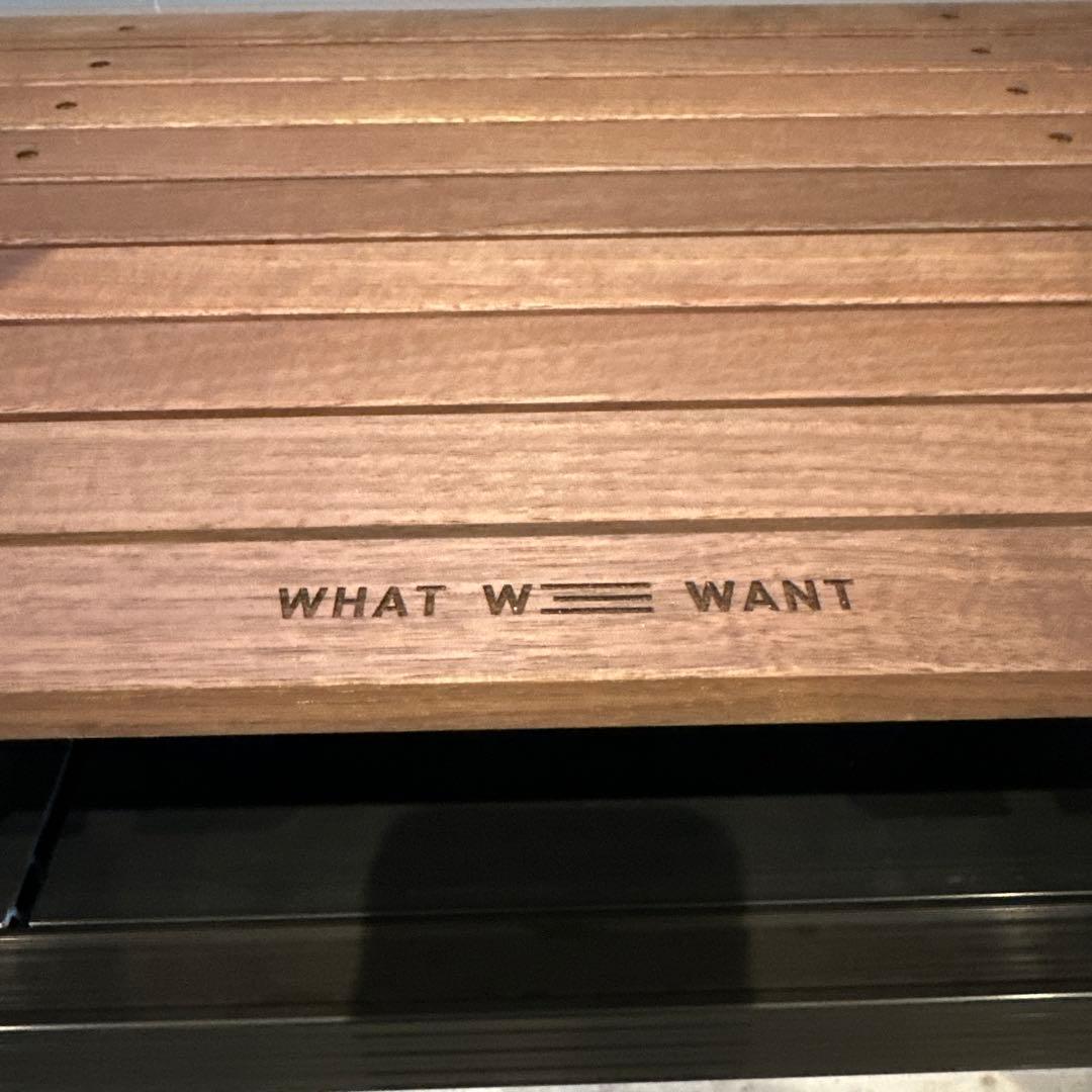 WHAT WE WANT FBFOOTSTAND テーブル　ワットウィーウォント