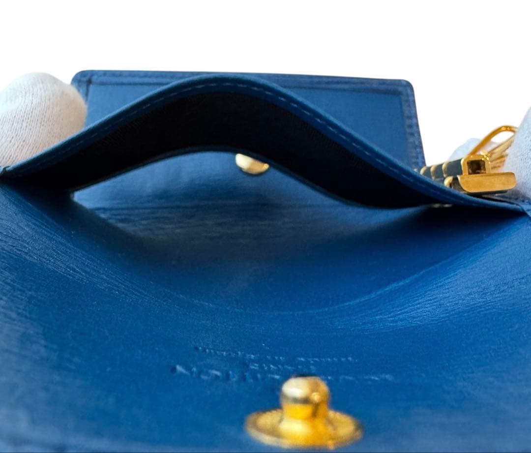 ルイヴィトン　ミュルティクレ4　エピ　 キーケース　4連　青　新品に近い