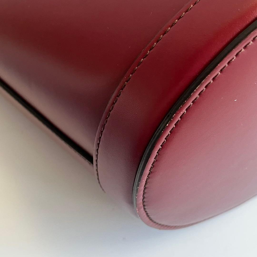 極美品✨　MARNI マルニ　ショルダーバッグ　バケツバッグ　レザー　赤系