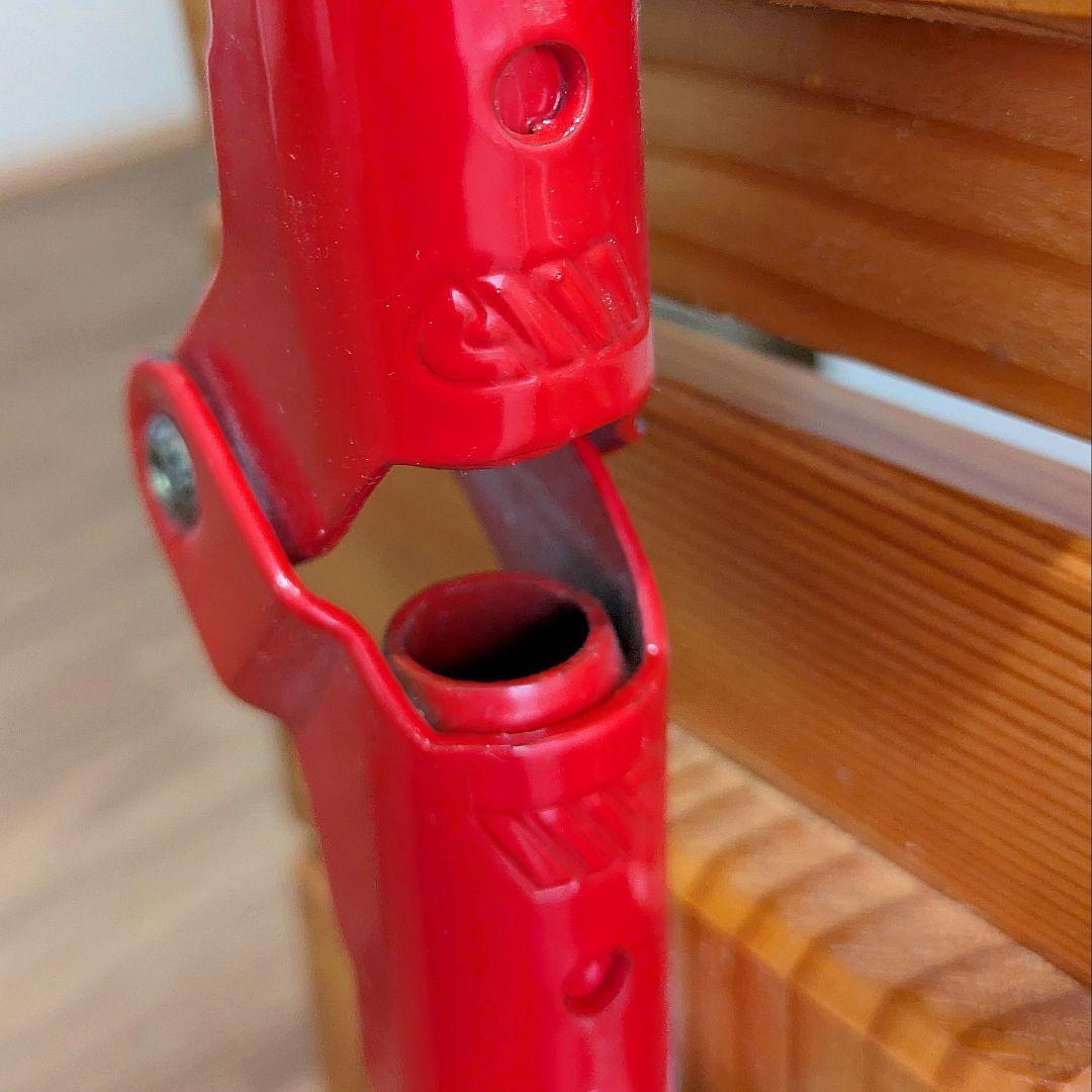 カステルメルリーノ　CASTELMERLINO 折りたたみ木製テーブル 赤脚