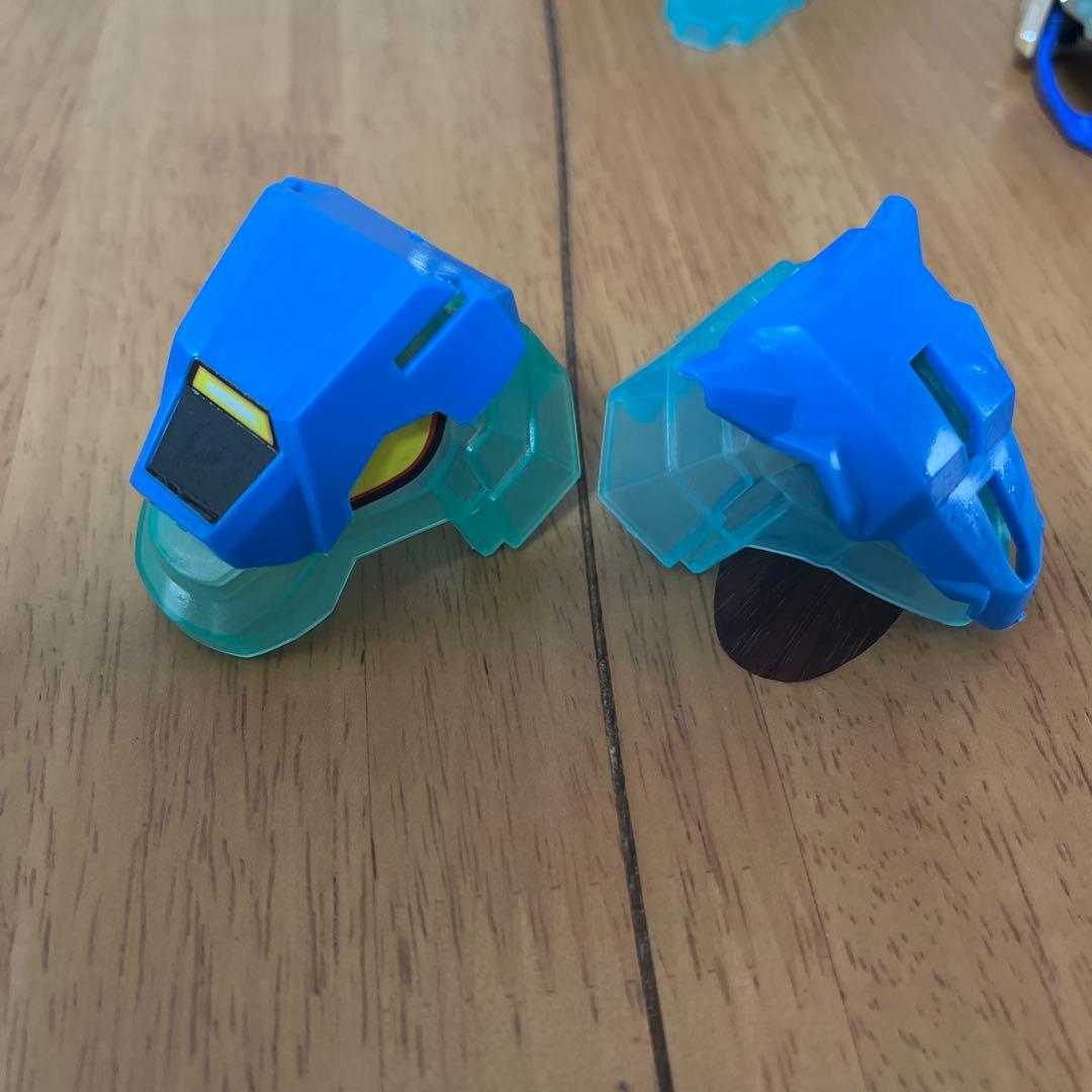 お*た様 ビーダマン？　3体合体ロボ