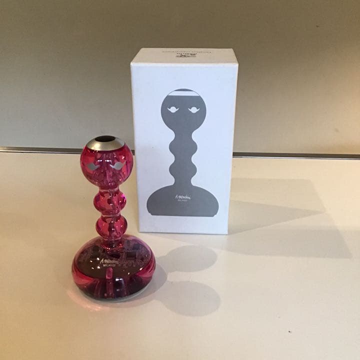 メンディー二デザイン！卓上ライトチーンという音声に心清める ピンク色 未使用品