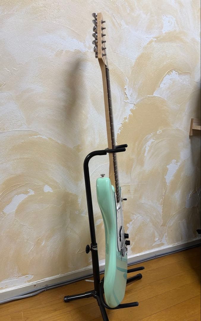 Squier Cyclone Fender エレキギターほぼ新品未使用☆再値下げ