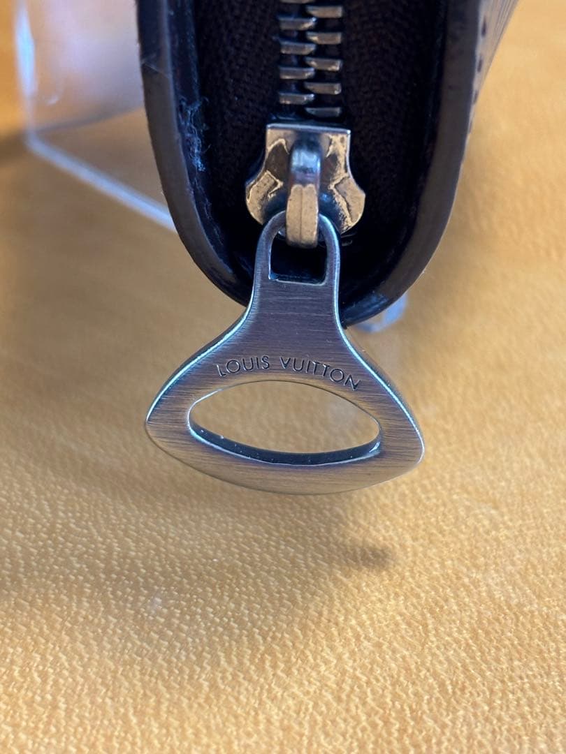 LVルイ・ヴィトン エピ ケース