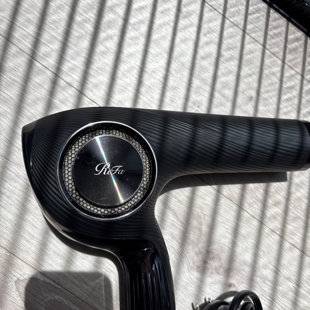 早い者勝ち！！ReFa ヘアドライヤー ブラック