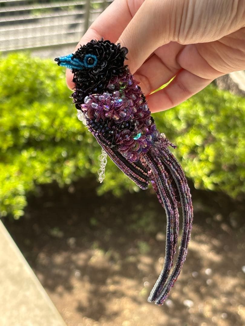 【サンコウチョウ】ビーズ刺繍ブローチバッグチャーム