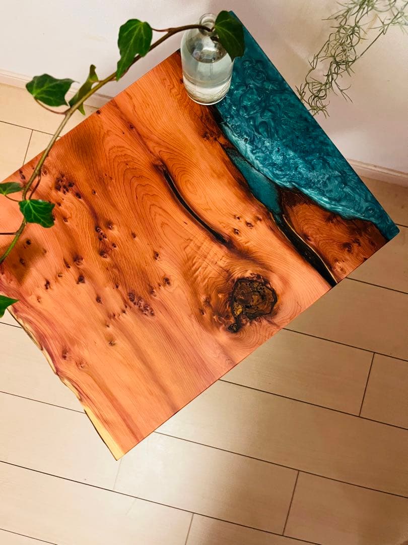 ソファテーブル　サイドテーブル　レジンテーブル　一位　コーヒーテーブル　一枚板