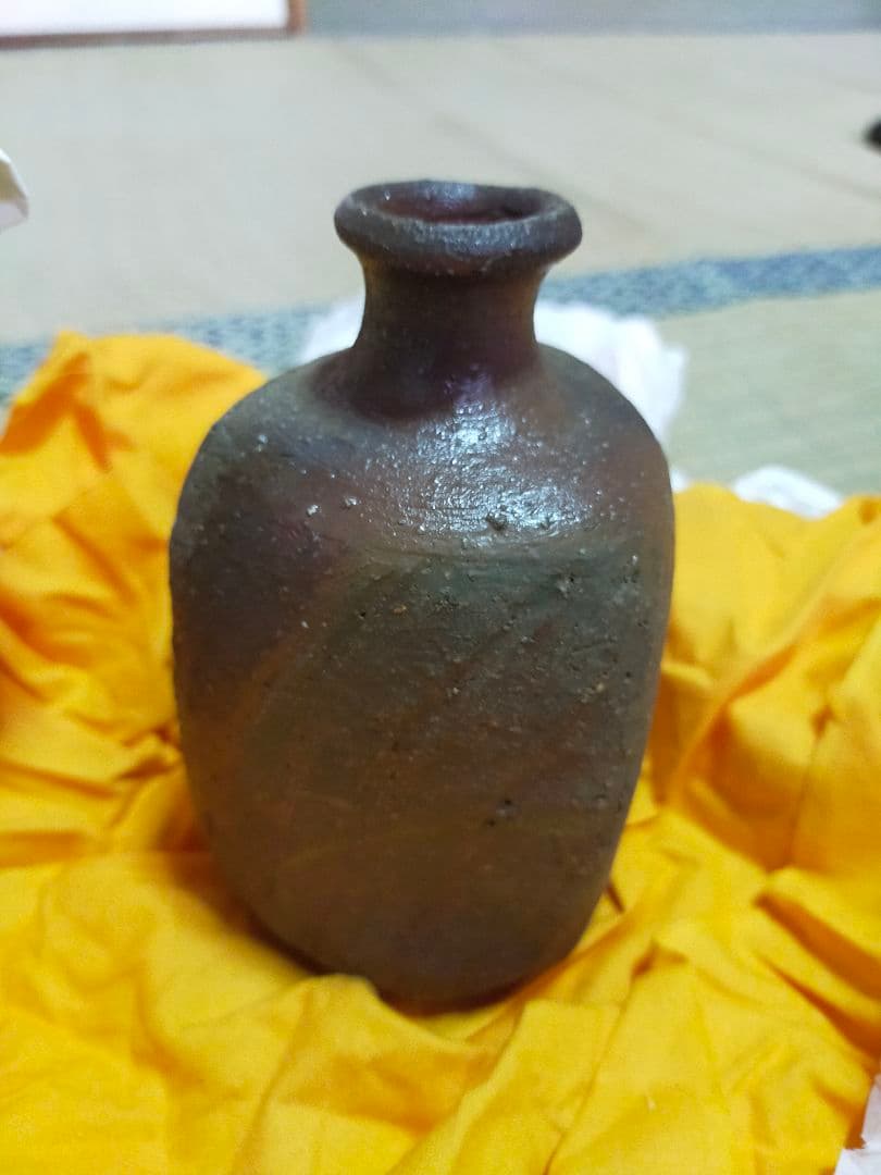 備前焼　三角徳利　池内浄治作　徳利