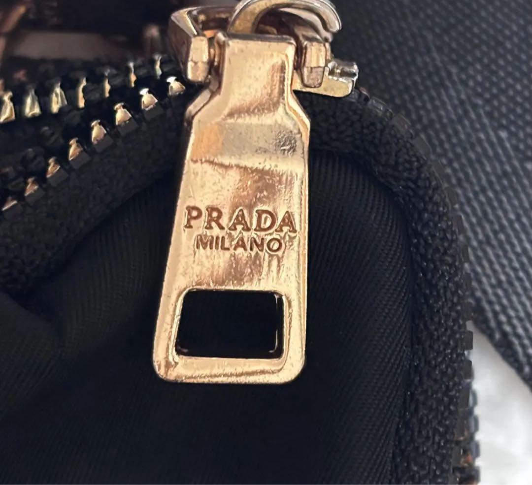 【PRADA】ブラック ミニショルダーバッグ ノベルティ