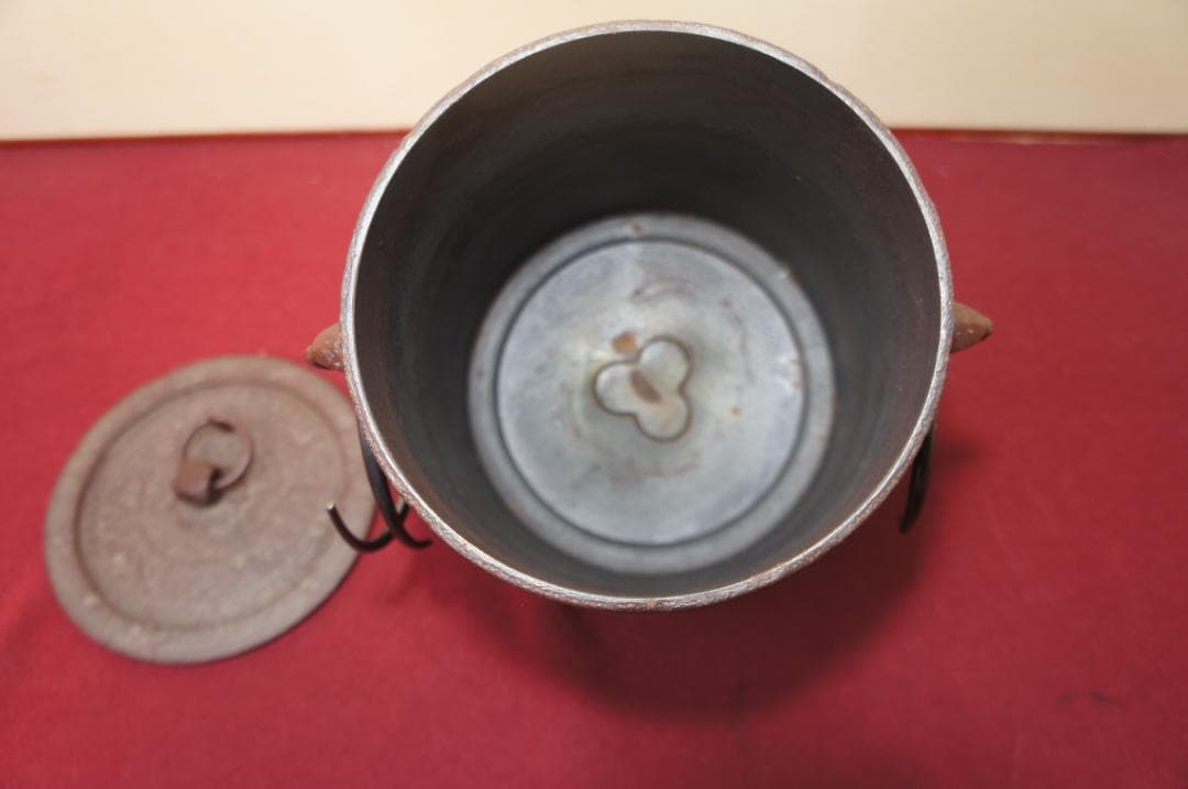 ☆ 国宝 敬典作 雲竜釜 雲龍釜 皆口筒釜 釜鐶 桐箱 紙箱 送料込み