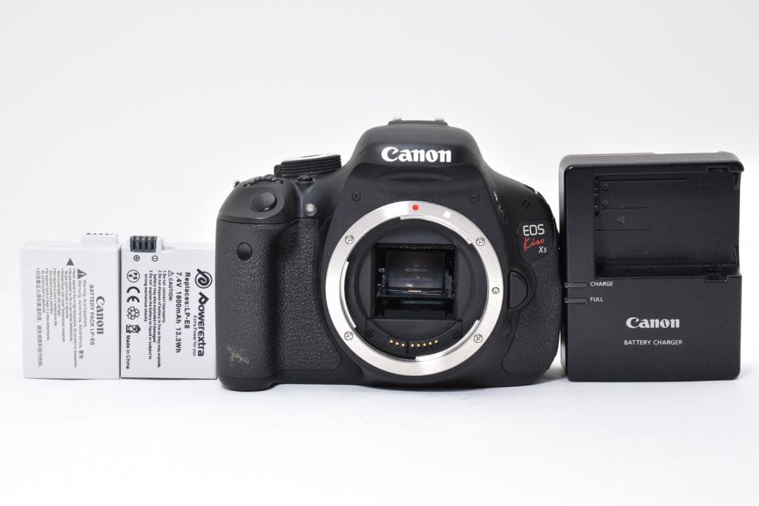 Canon EOS Kiss X5 本体 + バッテリー充電器