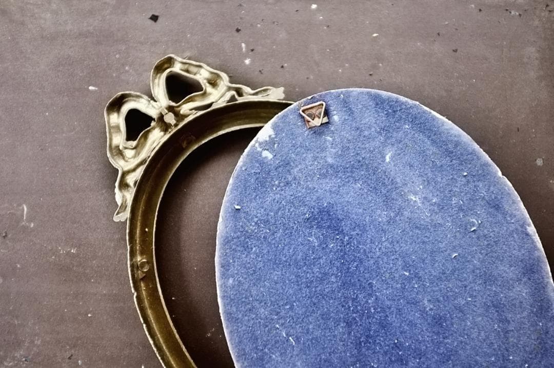 フランス 29c 金のリボンと金の葉とオーバルの額縁 フレーム アンティーク