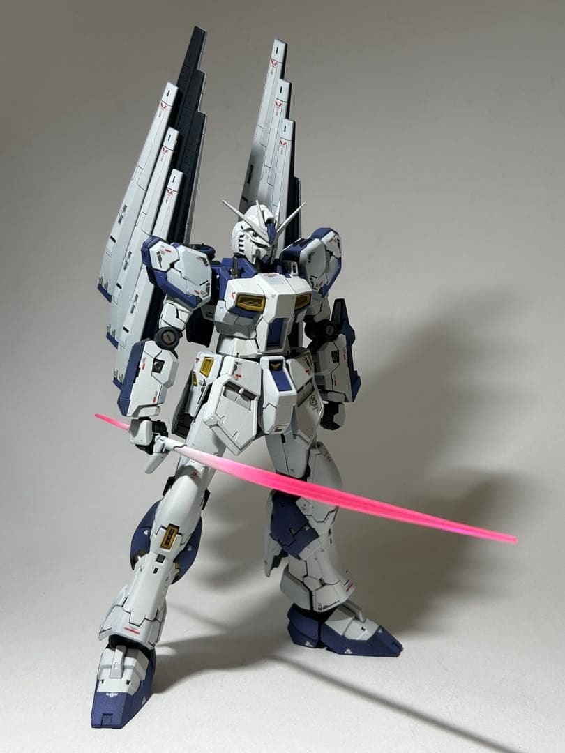 RGνガンダム　全塗装　完成品