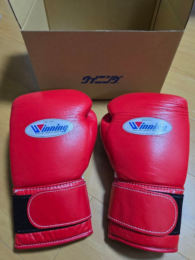 (美品)Winning ウイニング ボクシンググローブ 12 oz 赤