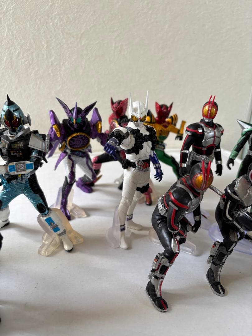 HDM創絶　仮面ライダー　30個　クウガ　ファイズ　カブト　エターナル　オーズ