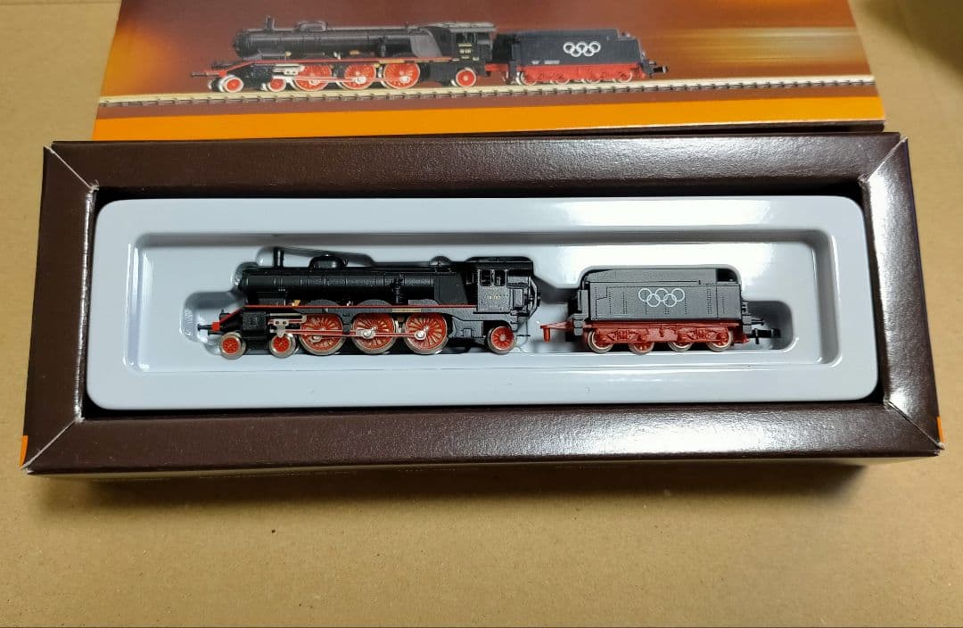 メルクリン 88183 Zゲージ BR 18 オリンピック仕様 動作確認済