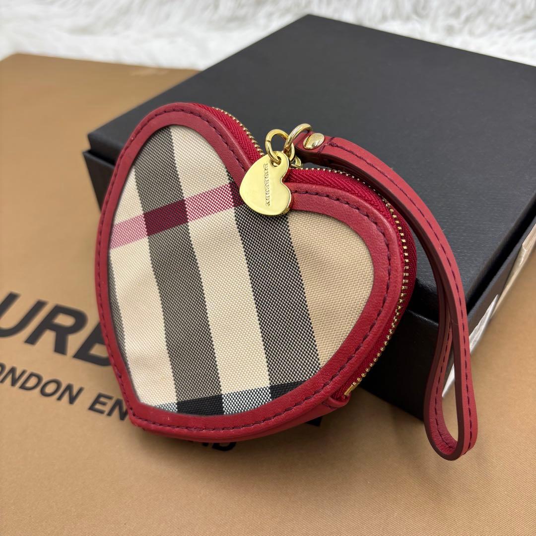 Burberry ケース　ハート　チャーム　レザー　ナイロン　ノバチェック